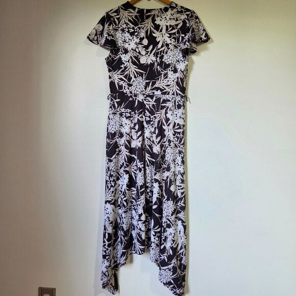 EUC INC INTERNATIONAL CONCEPTS WHITE BLACK FLORAL SURPLICE SLINKY MIDI DRESS M - Picture 2 of 15
